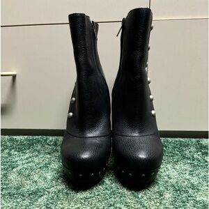 Ugg leather boots. 8.5 Worn once